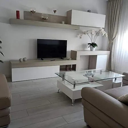 아파트 Apartament N&m *